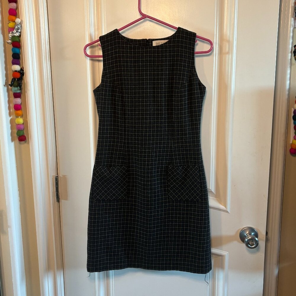 VINTAGE Petite Sophisticate Women's Black and Cream Plaid Dress